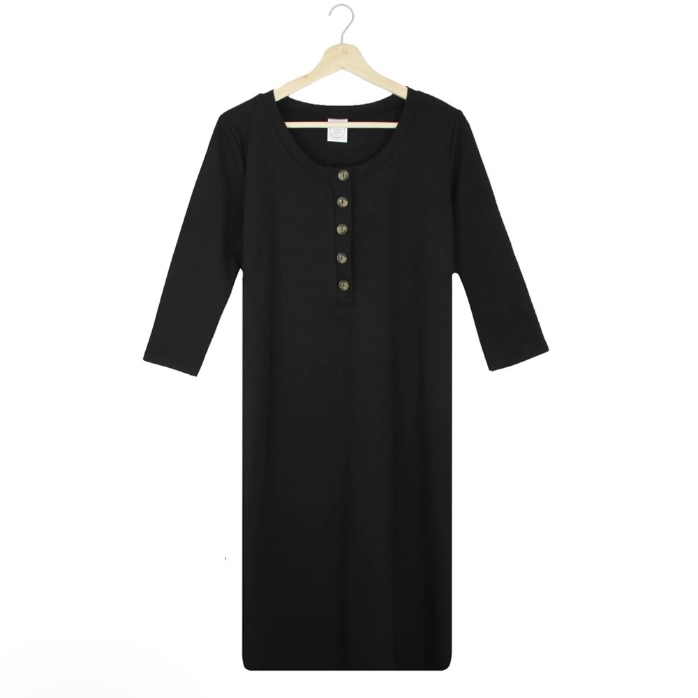 Everyday nursing dress.